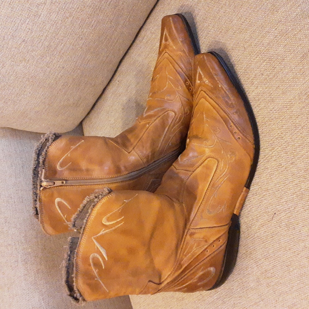 COWBOY WESTERN BOOTS - Aldo Firm price ‼️‼️